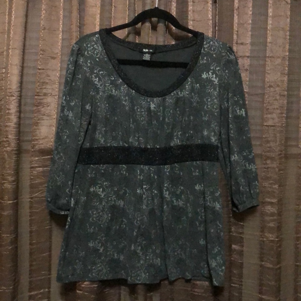 EUC Style & Co empire waist top